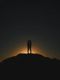 Learn how to develop sustainable healthy habits and overcome self-doubt with these tips for adopting a growth mindset and cultivating mindfulness. Discover the power of personalized patterns of healthy habits and the science of habit formation for sustained weight loss and improved health.